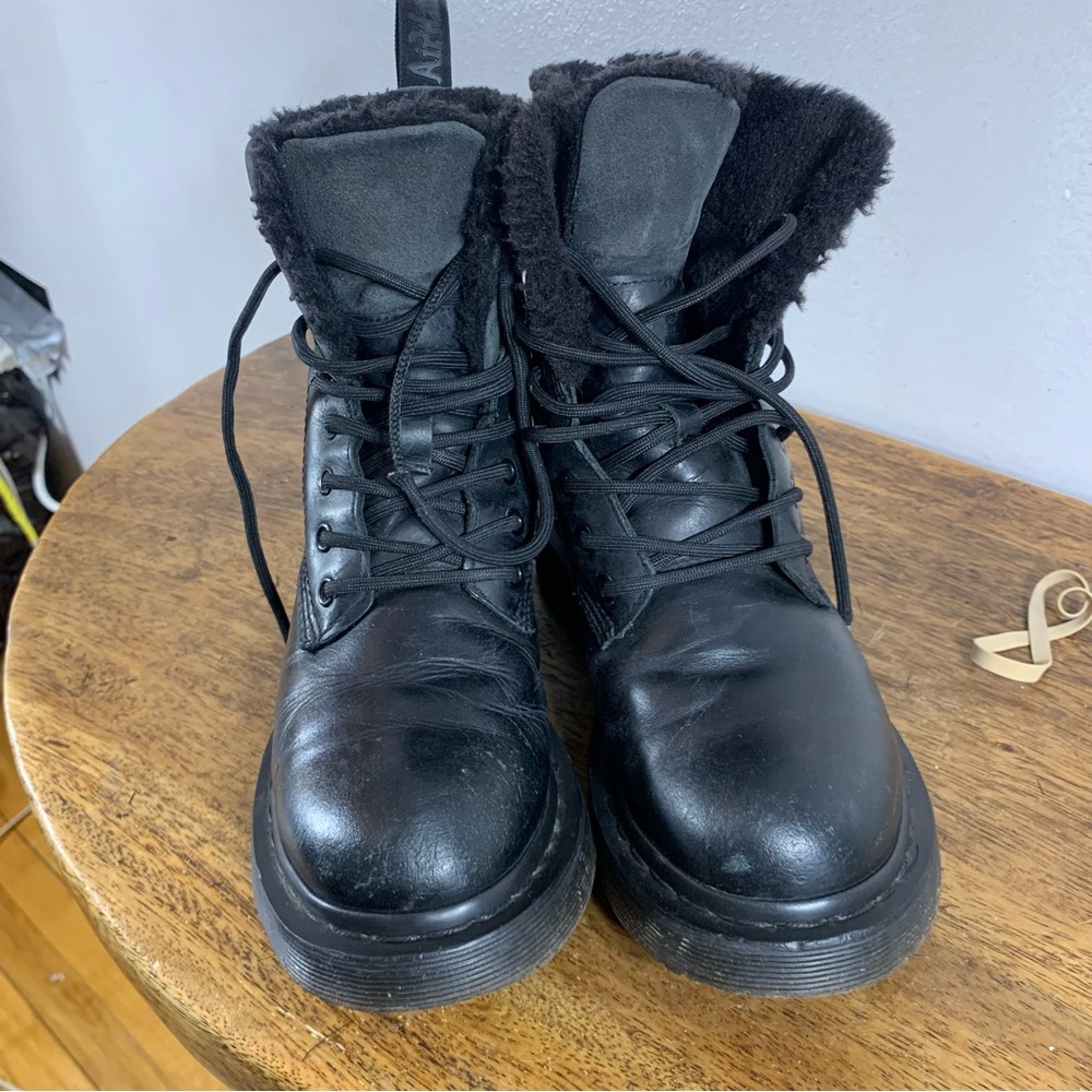 Dr Martens Winter waterproof leather boots - Picture 7 of 10